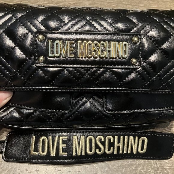 LOVE MOSCHINO SIGNATURE QUILTED SHOULDER BAG - NWT - Picture 3 of 7